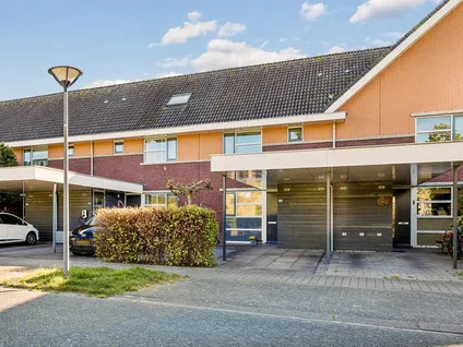 Tussenwoning te koop: Breedenburg 42, Landerijen Zuid/Oost Lelystad