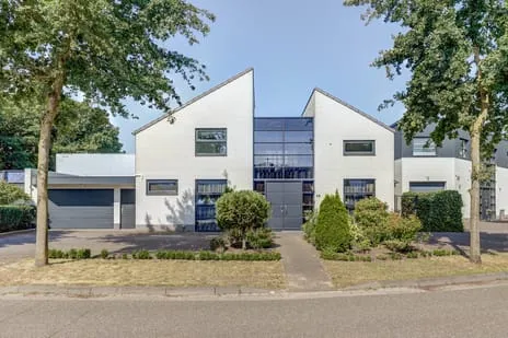 Twee-onder-één-kap te koop: Breedijk 22, Hoogeind Helmond