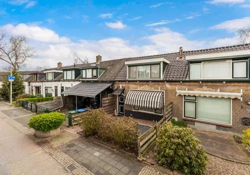 Tussenwoning te koop: Breekade 21, Krimpen-Oost Krimpen Aan De Lek