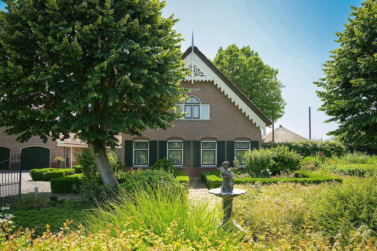 Vrijstaande woning te koop: Breeveld 18, Woerden