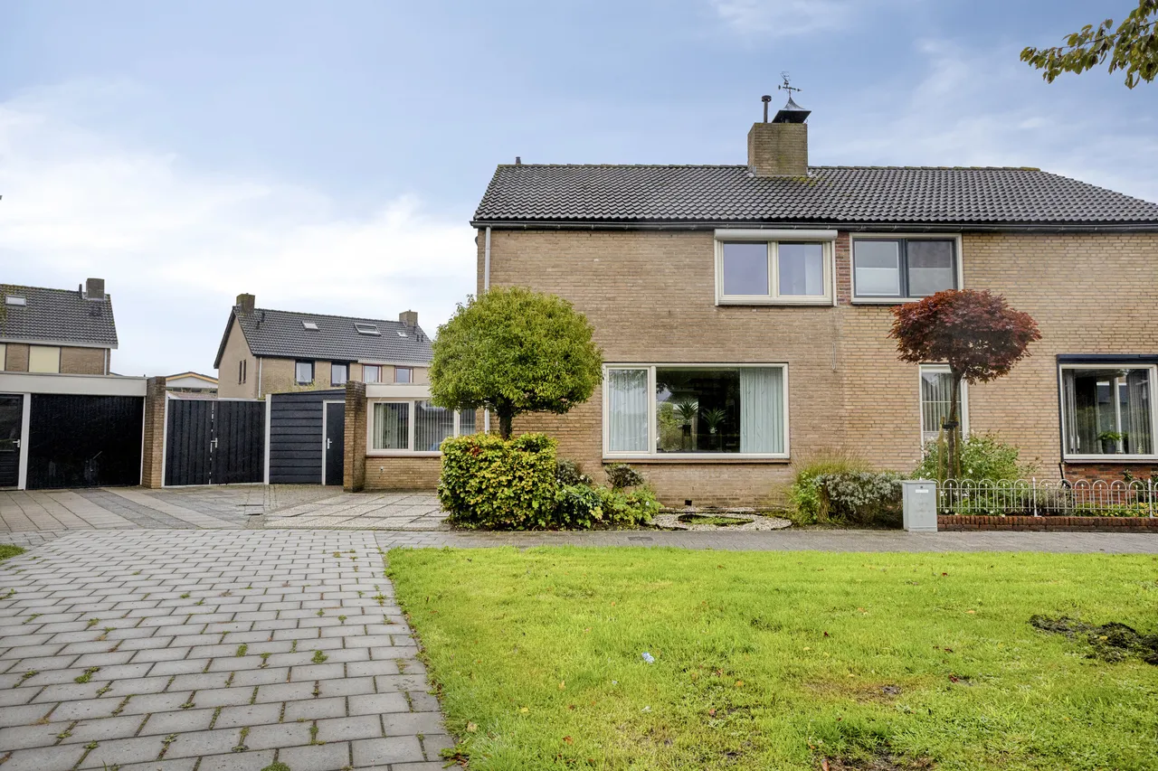 Hoekwoning te koop: Breeweg 104, Yerseke