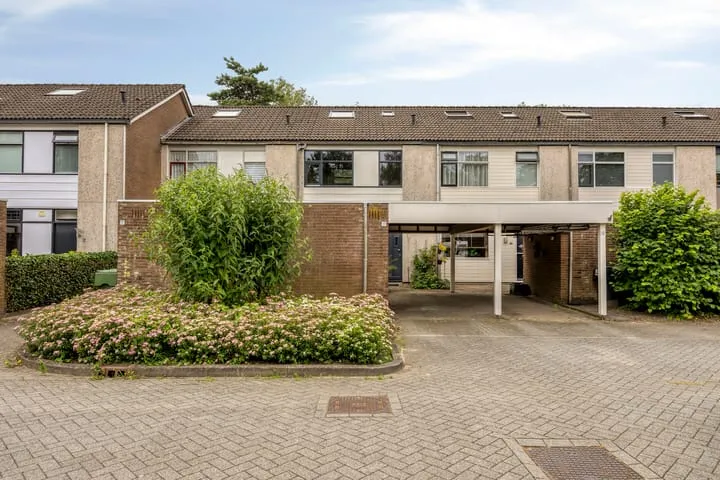 Terraced house for sale: Breitnerhof 9, Hesselingen Meppel