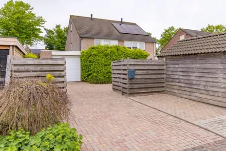 Twee-onder-één-kap te koop: Breitnerlaan 3, Musselkanaal Zuid Musselkanaal