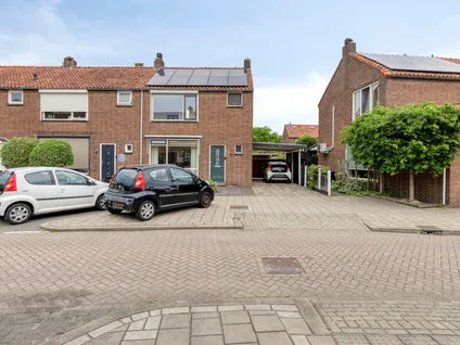 Hoekwoning te koop: Breitnerstraat 15, Schildersbuurt Zwijndrecht