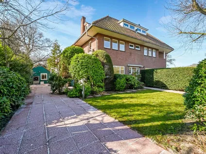 Twee-onder-één-kap te koop: Bremhorstlaan 39, Wassenaar