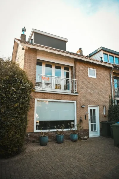 Hoekwoning te koop: Bremlaan 1, Nieuw-Loosdrechtsedijk Loosdrecht