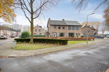 Twee-onder-één-kap te koop: Bremstraat 28, Sanderbout Sittard