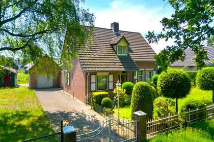 Detached house for sale: Bremweg 16, Mill-Zuid Mill