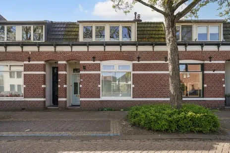 Tussenwoning te koop: Breukelsestraat 19, Boxtel