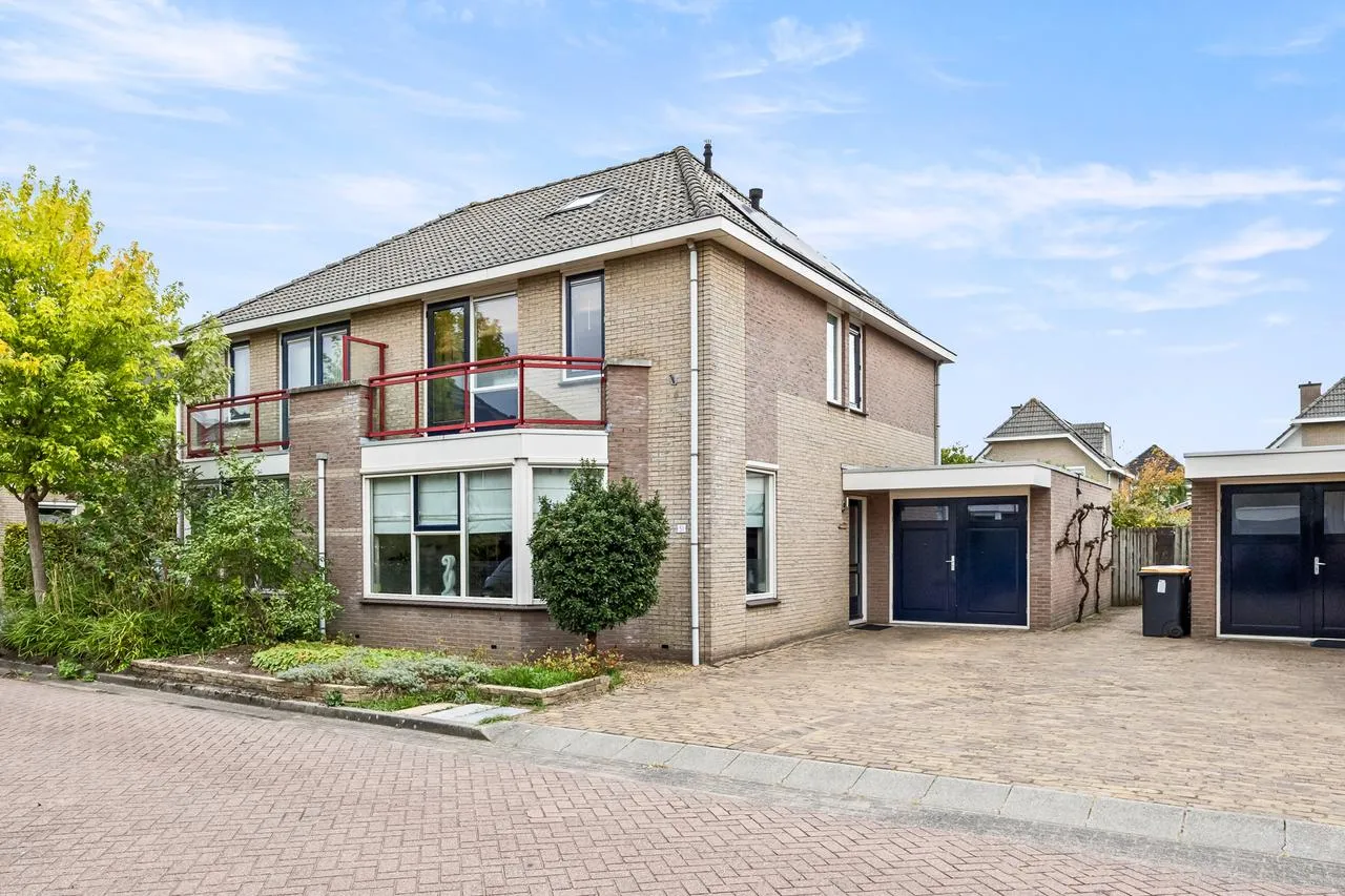 Twee-onder-één-kap te koop: Breuvenhof 51, Druten