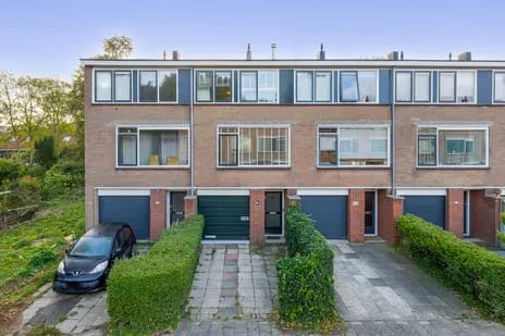 Tussenwoning te koop: Brigantijn 102, Brielle