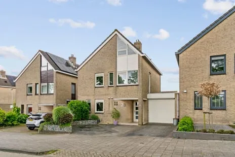Tussenwoning te koop: Brigantijn 23, Weteringpark Alphen Aan Den Rijn
