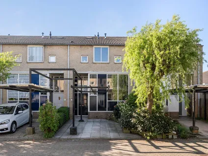 Tussenwoning te koop: Brigantijn 4, Molenvliet-West Woerden