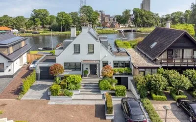 Twee-onder-één-kap te koop: Brigantijnwal 9, Zijlwijk-Zuid Leiden