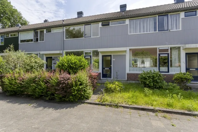 Tussenwoning te koop: Briljantstraat 137, Vinkhuizen-Noord Groningen