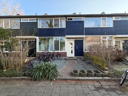 Tussenwoning te huur: Briljantstraat 235, Groningen