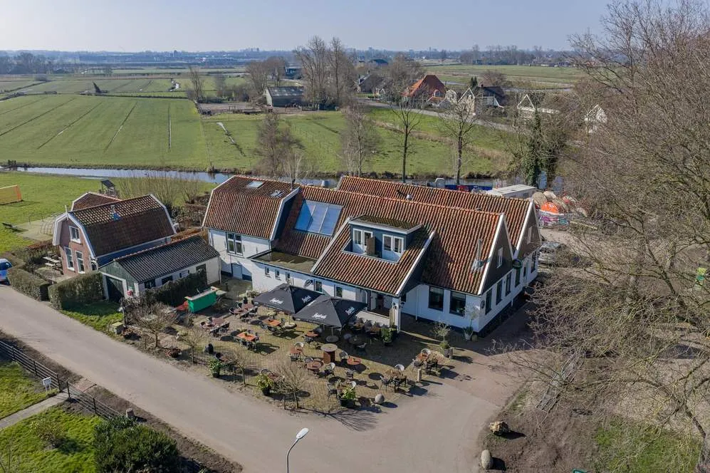 Vrijstaande woning te koop: Brink 1, Middelie