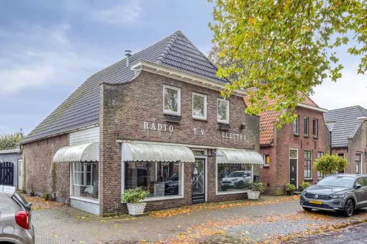 Vrijstaande woning te koop: Brink 13, Den Ham Den Ham