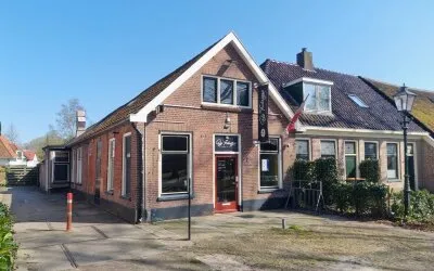 Vrijstaande woning te koop: Brink 7, Vries