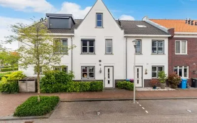 Tussenwoning te koop: Brink van Pim Pandoer 12, Ackerswoude Pijnacker