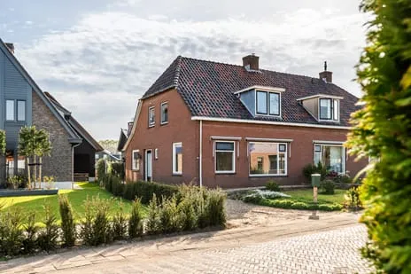 Twee-onder-één-kap te koop: Brinkstraat 4A, Lienden Lienden