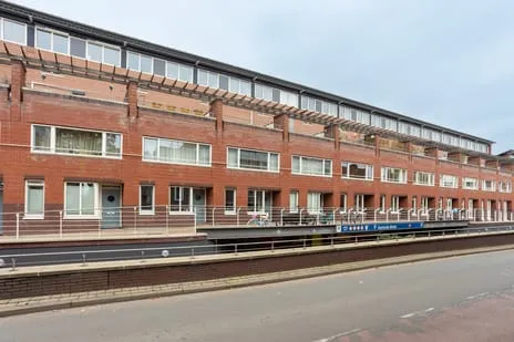 Tussenwoning te koop: Brinkweg 27, Centrum Hilversum