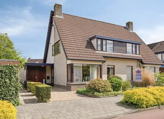Hoekwoning te koop: Brittanjesingel 39, Omg. Sterappel, Loohof en Zetten Zuid Zetten