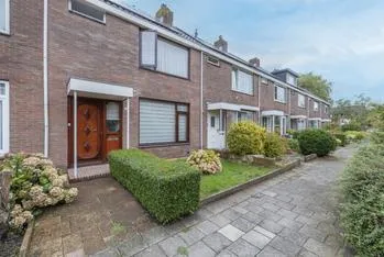 Tussenwoning te huur: Brittenburg 34, Ouderzorg Leiderdorp
