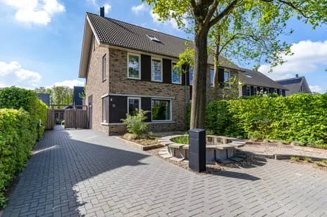 Semi-detached for sale: Broeder Silvesterlaan 11, Verspreide huizen Nooitgedacht Nooitgedacht