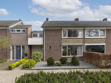 Tussenwoning te koop: Broederhof 25, Veldhoven Veldhoven