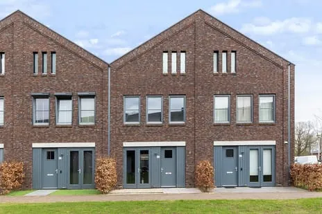 Tussenwoning te koop: Broedplaats 45, Apeldoorn