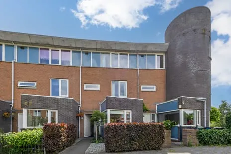 Tussenwoning te koop: Broek 4, Sijtwende Voorburg