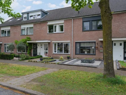 Tussenwoning te koop: Broekerheide 40, Huttenveld Almelo