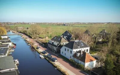 Twee-onder-één-kap te koop: Broekermeerdijk 31, Broek in Waterland Broek In Waterland