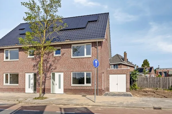 Twee-onder-één-kap te koop: Broekheurnerweg 26, Veldkamp-Getfert-West Enschede