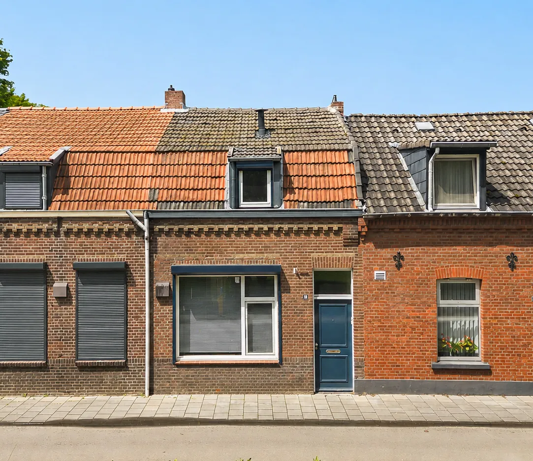 Tussenwoning te koop: Broekhin Noord 19, Roermond