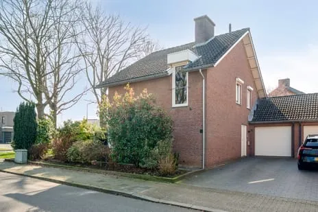 Twee-onder-één-kap te koop: Broekhovenlaan 63, Beek Beek (Li)