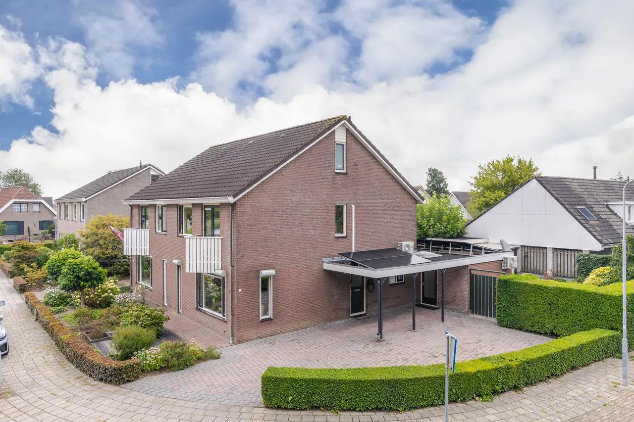 Twee-onder-één-kap te koop: Broeksingel 7, Driel