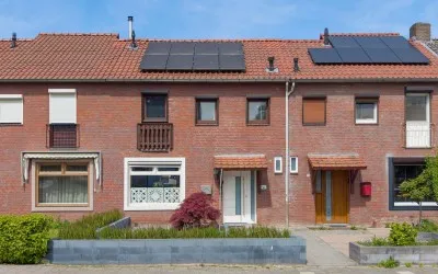 Tussenwoning te koop: Broeksittarderweg 90, Stadbroek Sittard