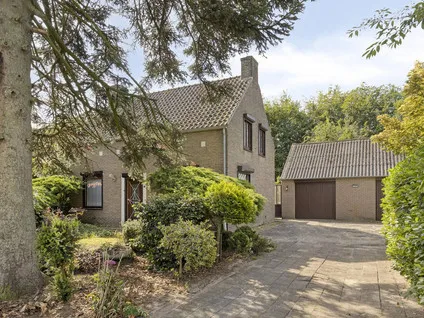 Vrijstaande woning te koop: Broekstraat 11, Geffen Geffen