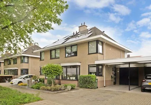 Tussenwoning te koop: Broekstraat 48, Dorst Dorst