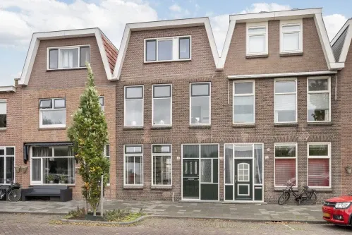 Tussenwoning te koop: Broekweg 10, Centrum Vlaardingen