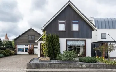 Twee-onder-één-kap te koop: Broekweg 2, Ouddorp centrum Ouddorp