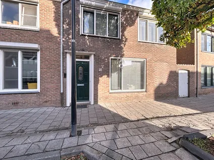 Twee-onder-één-kap te koop: Brouwerijstraat 51, Oostburg Oostburg