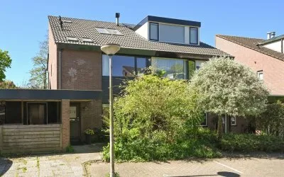 Tussenwoning te koop: Brugakker 1073, Brugakker Zeist