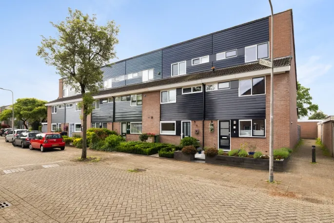 Hoekwoning te koop: Brugakker 5610, Brugakker Zeist