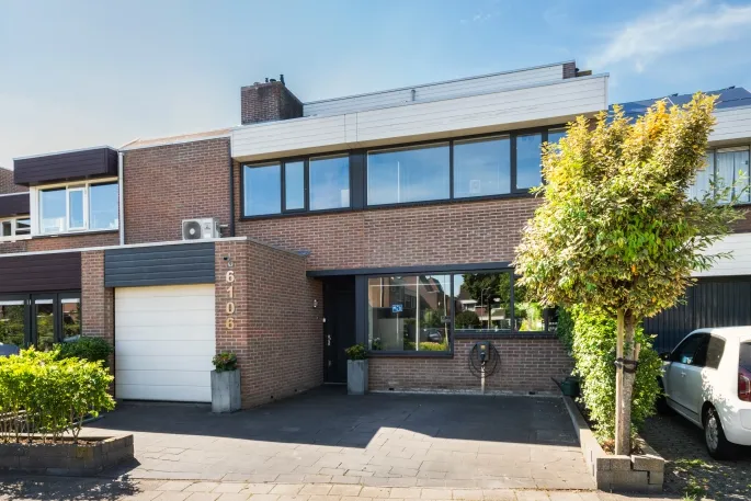 Tussenwoning te koop: Brugakker 6106, Brugakker Zeist