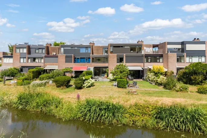 Tussenwoning te koop: Brugakker 6515, Brugakker Zeist
