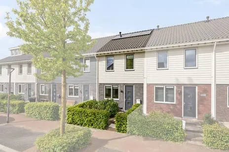 Tussenwoning te koop: Bruggemaat 46, Bornsche Maten Borne