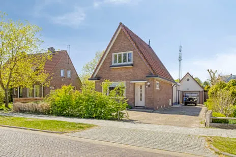 Vrijstaande woning te koop: Brugkampweg 10, Oosterwolde (Fr)